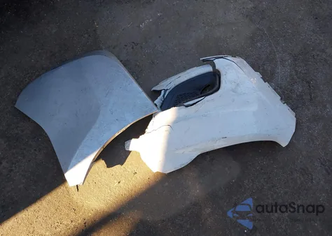 2019 Jeep Cherokee Latitude Plus 4X4 from USA, damaged, VIN 1C4PJMLX8KD359880